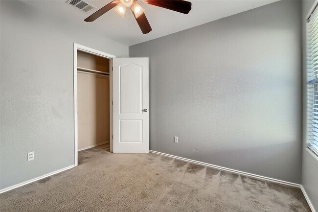 Building Photo - 3308 Barksdale Dr