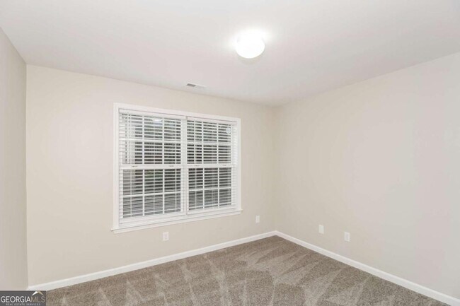 Building Photo - 4505 Lightning Bolt Trail