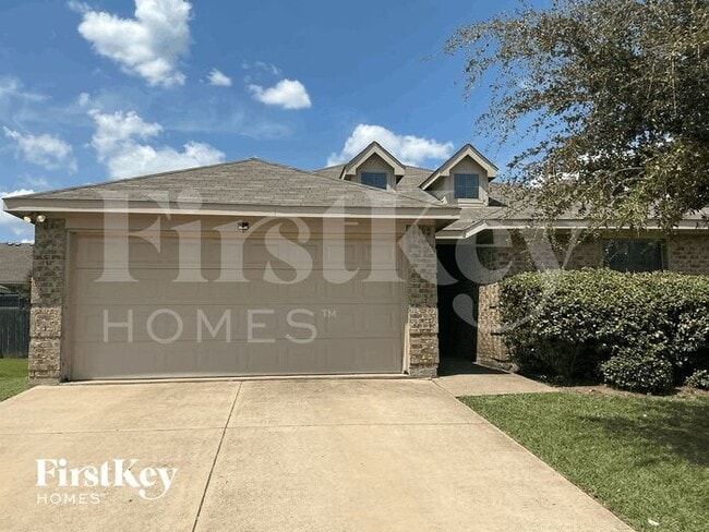Building Photo - 949 Abigale Ln