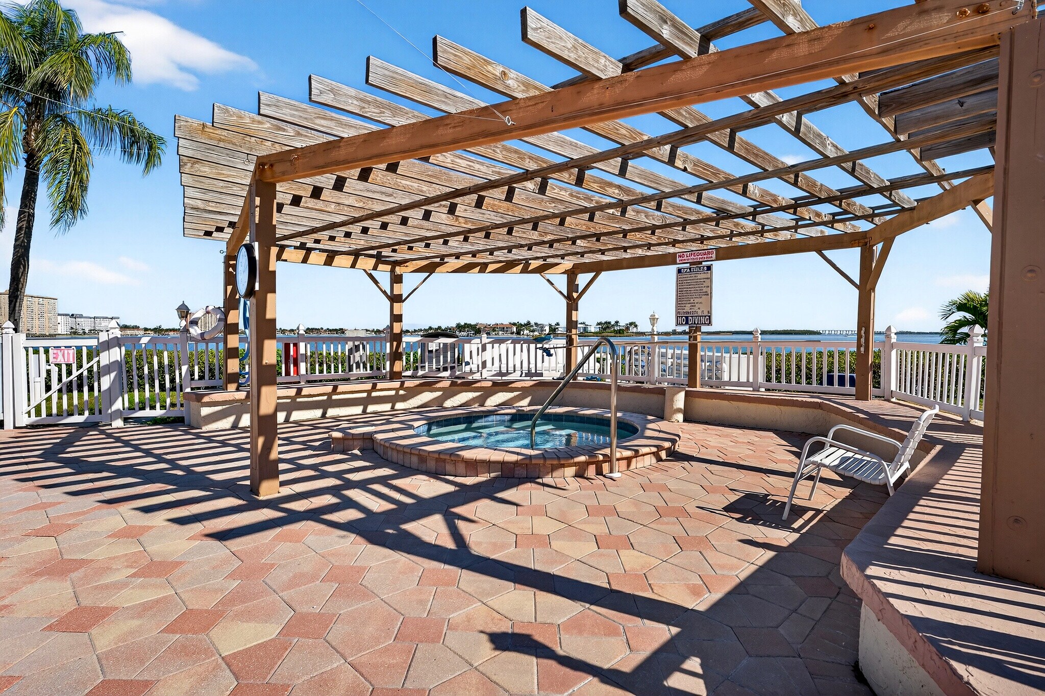 Building Photo - 6218 Palma del Mar Blvd S