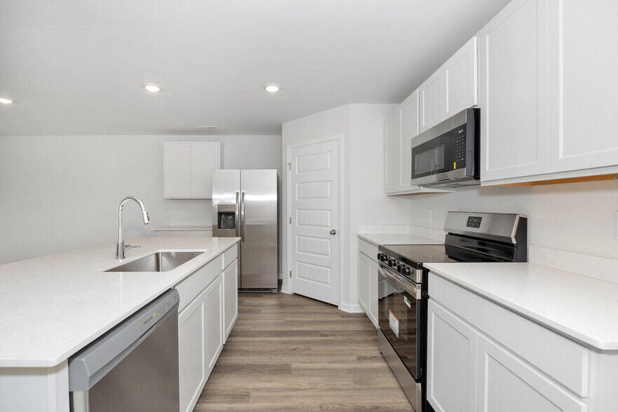 Building Photo - 128 Wellspring Rd