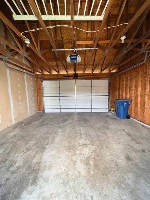 Building Photo - 203 Altair Way