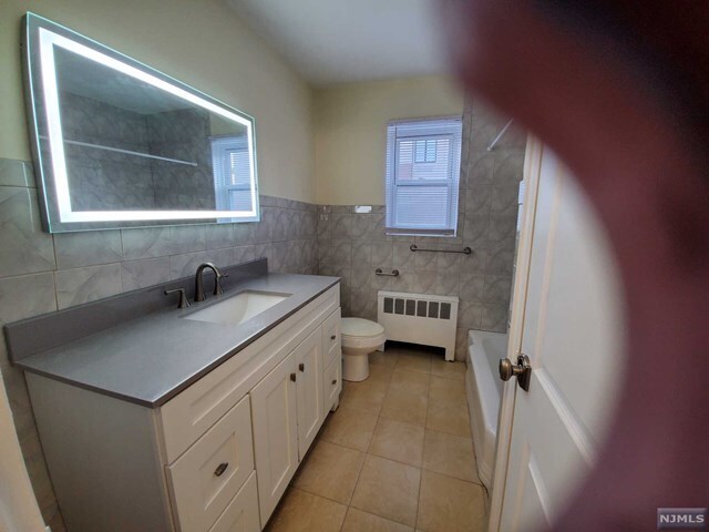 Building Photo - 1263A Inwood Terrace