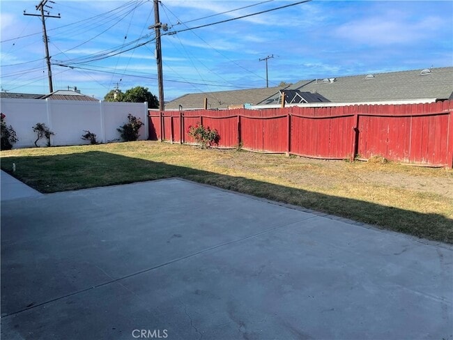 Building Photo - 14332 Thunderbird Cir