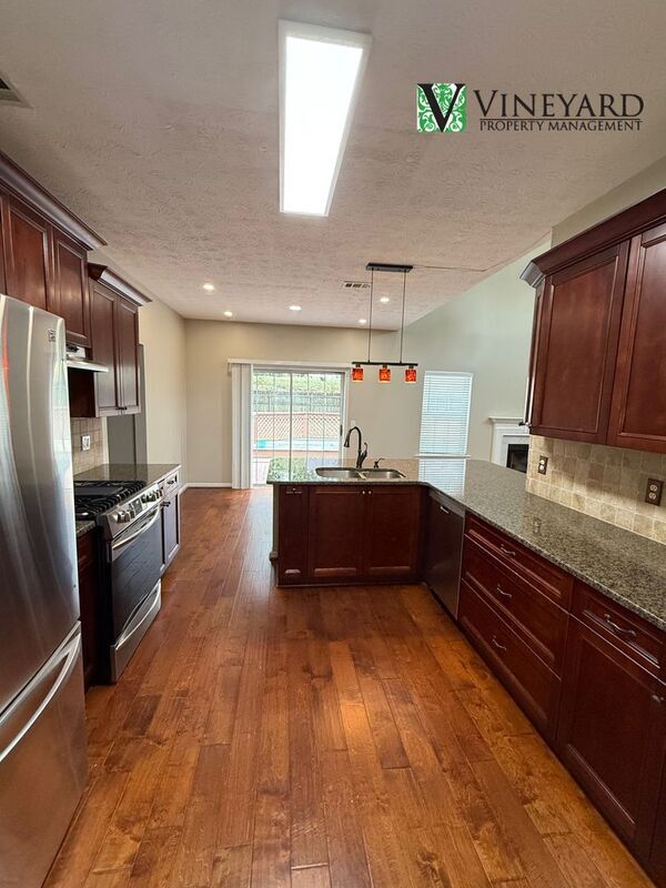 Building Photo - 9970 Lauren Hall Ct