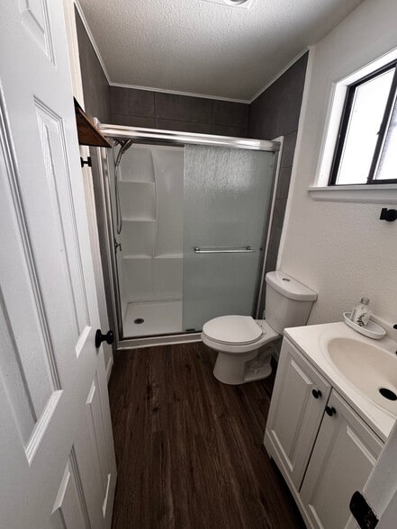 Building Photo - 113 Loretta Ct