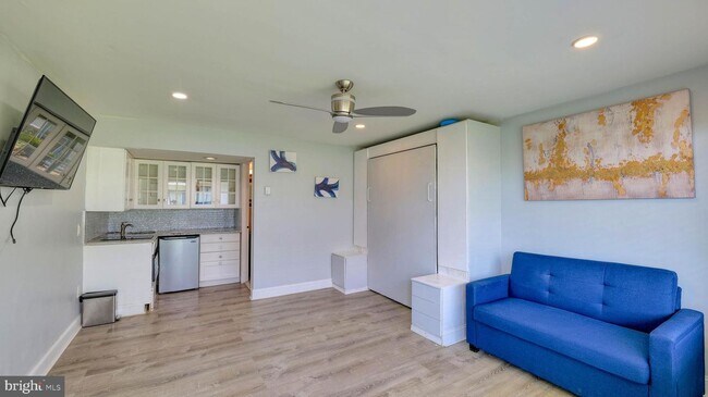 Building Photo - 3501 Boardwalk-A117-A117