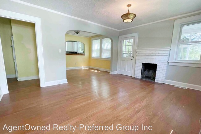 Building Photo - 2 br, 1 bath House - 58 Avondale Avenue