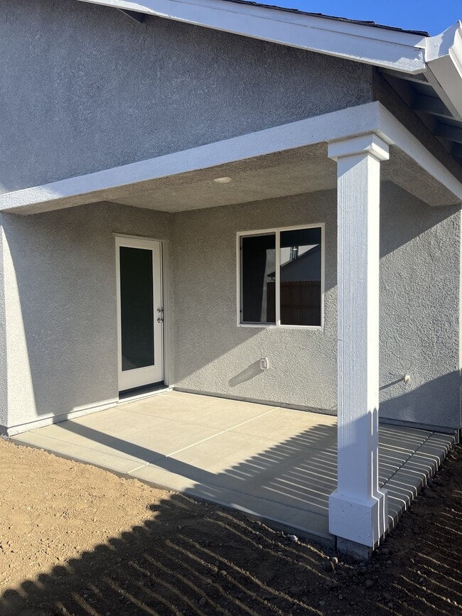 Building Photo - 2196 Orlin Dr