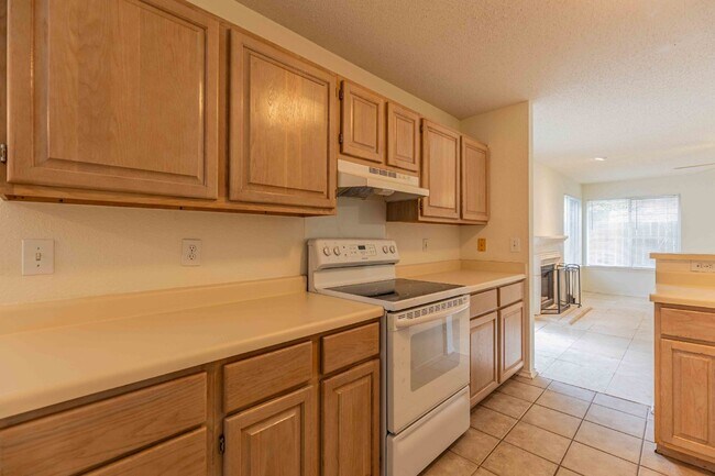 Building Photo - 14215 Spotted Cedar