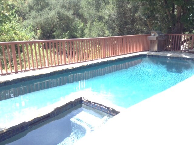 Building Photo - 1530 Bainum Dr