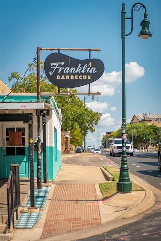 Franklins-Radio Coffeehouse + more - 1322 E 12th St