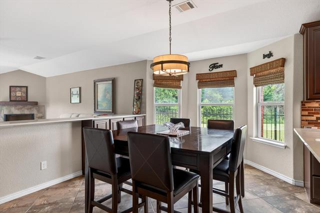 Building Photo - 2129 Megan Creek Dr