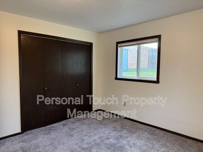 Building Photo - 1050 Front St