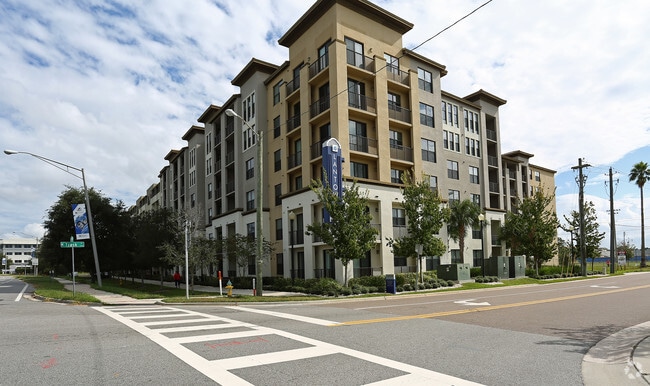 Building Photo - Lantower Westshore