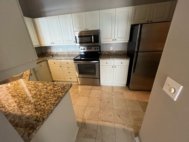 Kitchen_2 - 3334 Peachtree Rd NE