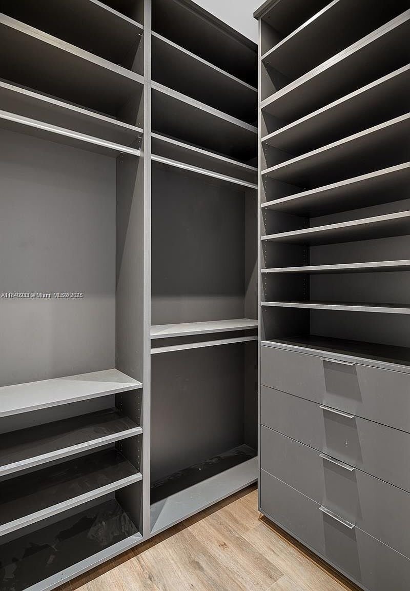 Building Photo - 2984 Coconut Ave