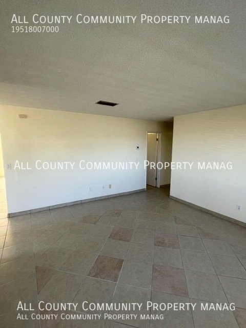 Building Photo - 61465 Alta Vista Dr