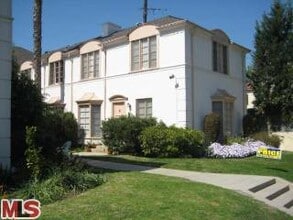 Building Photo - 1207 S Ogden Dr