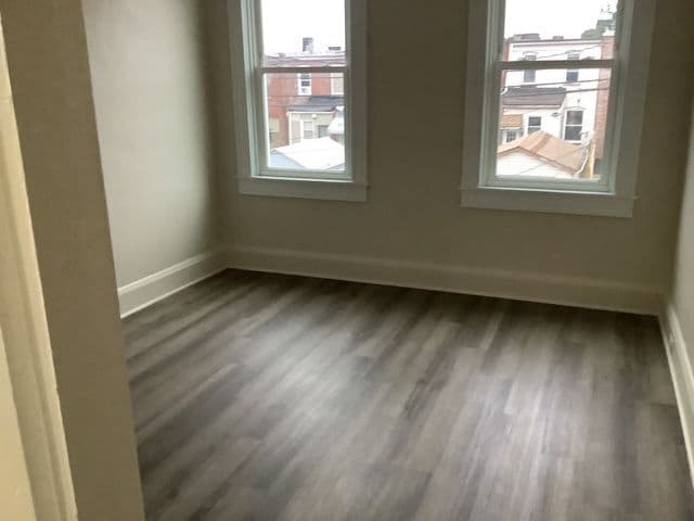 Building Photo - 3027 Shannon Dr