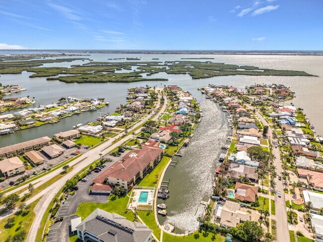 Building Photo - 300 S Banana River Blvd