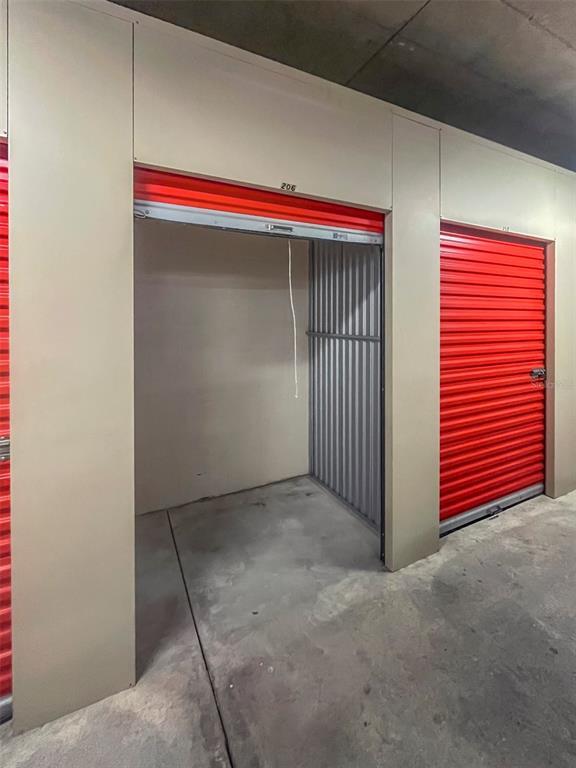 Building Photo - 7710 Lake Vista Ct