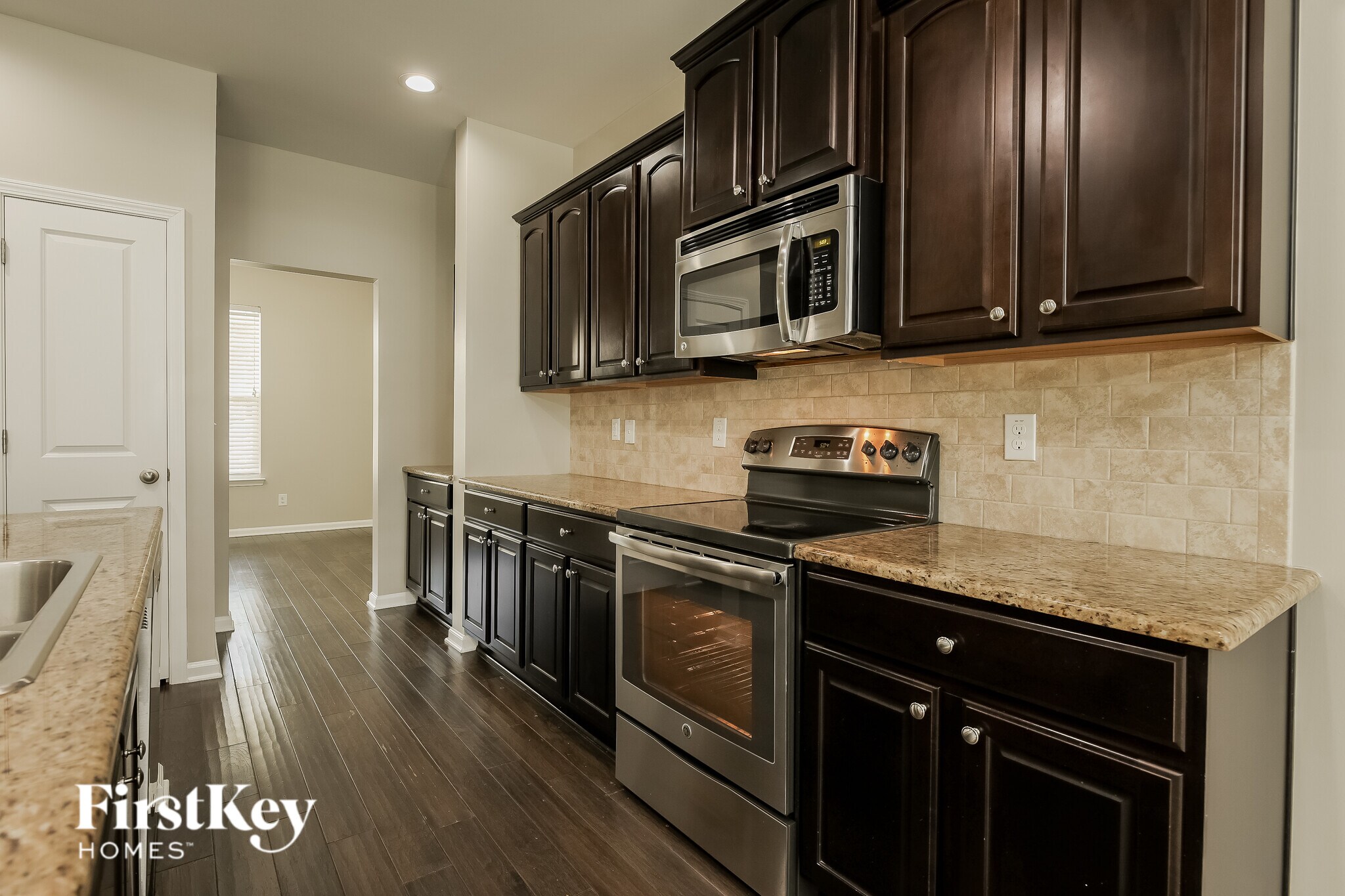 Building Photo - 413 Rivers Row Dr