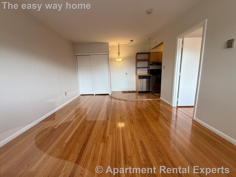 Building Photo - 5 Arizona Terrace