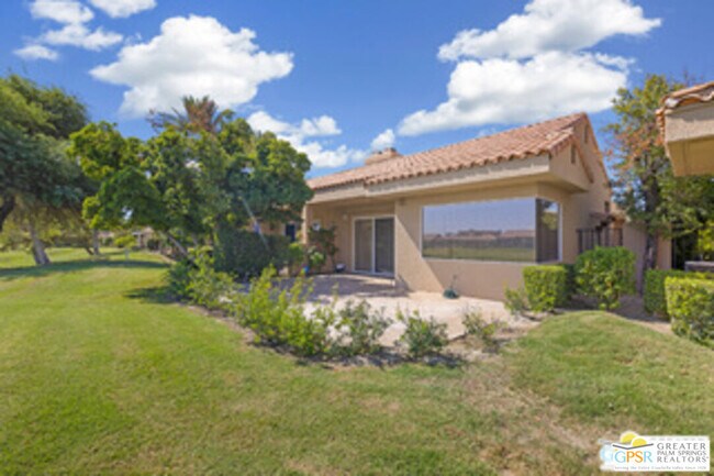 Building Photo - 68 Oak Tree Dr