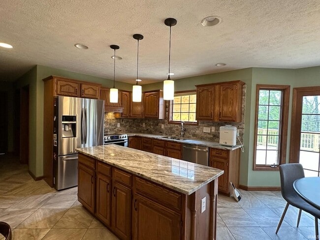 Building Photo - 3825 E Devonshire Ln