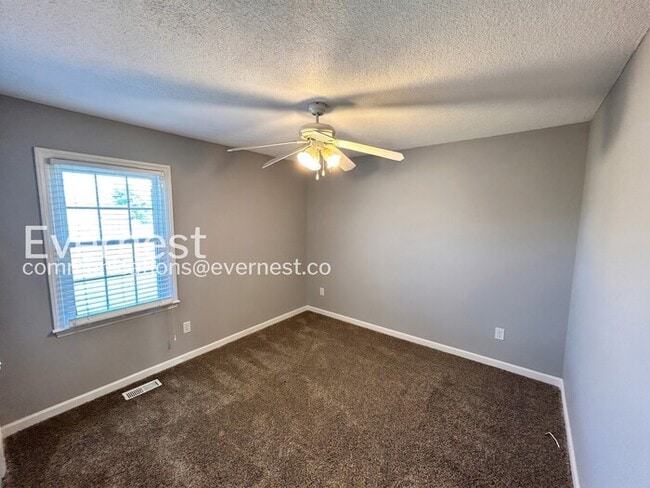 Building Photo - 4225 Horseshoe Bend Trail