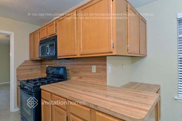Building Photo - 3543 Windmoor Dr