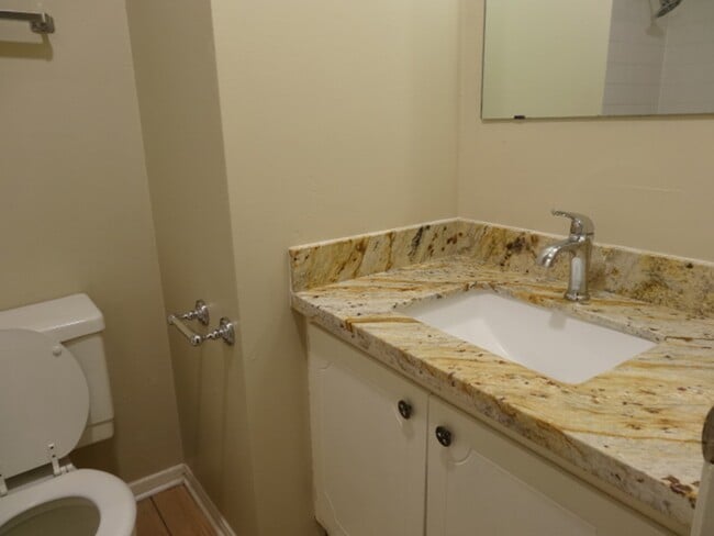 Building Photo - 5522 Deep Forest Dr