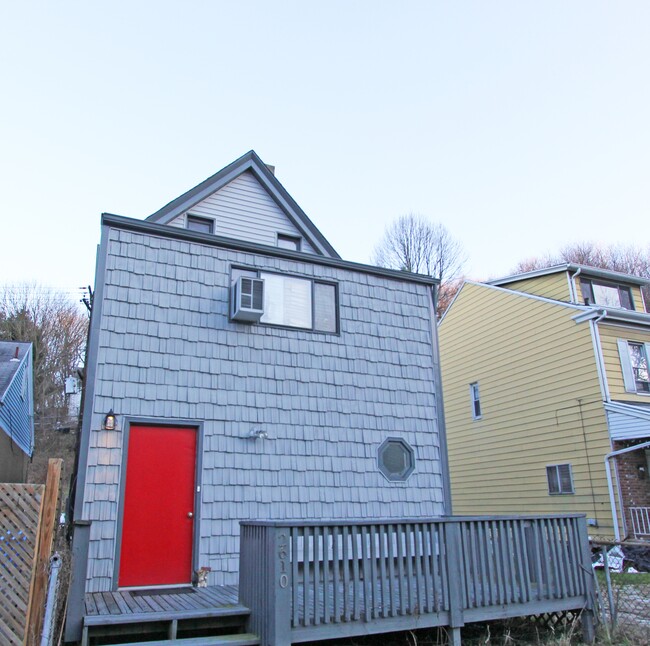 Building Photo - 2610 Quarry St