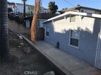 Building Photo - 732 W 21st St