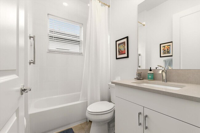 Building Photo - 12303 Bonnet Dr
