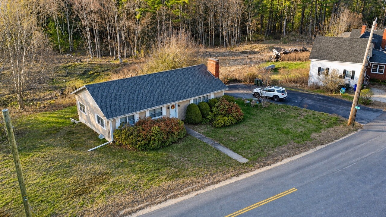 Building Photo - 45 Greer Rd