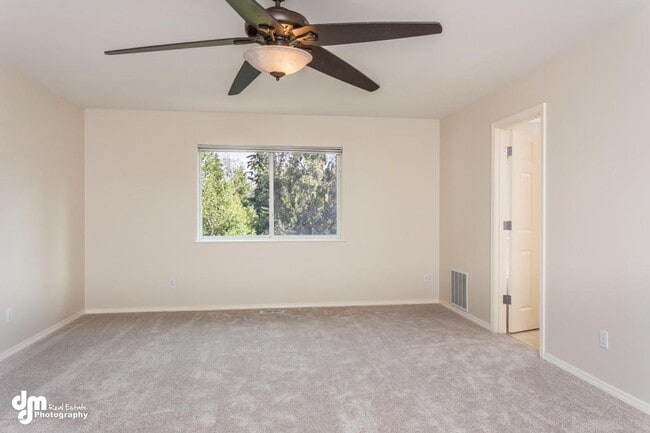 Building Photo - 2041 Tributary Cir