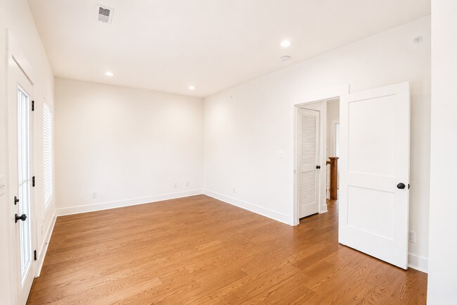Building Photo - 4-Bedroom Home Steps from the Pool | Close to TTU & Downtown Cookeville