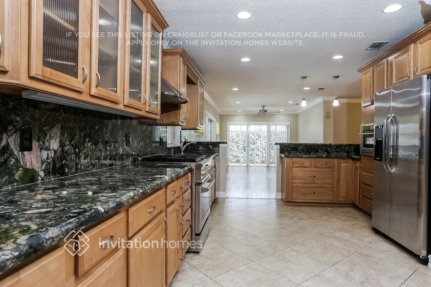 Building Photo - 835 NW 7th St