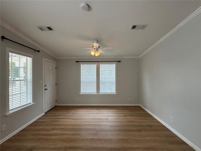 Building Photo - 3217 Old Tampa Hwy