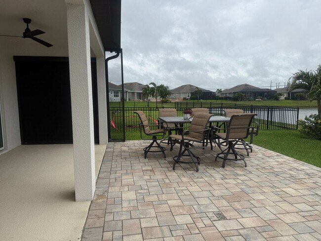 Building Photo - Lakeview Living with Bonus Flex Space & Resort-Style Amenities