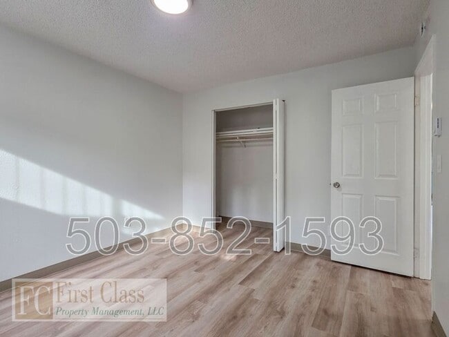 Building Photo - 12345 SW Hall Blvd