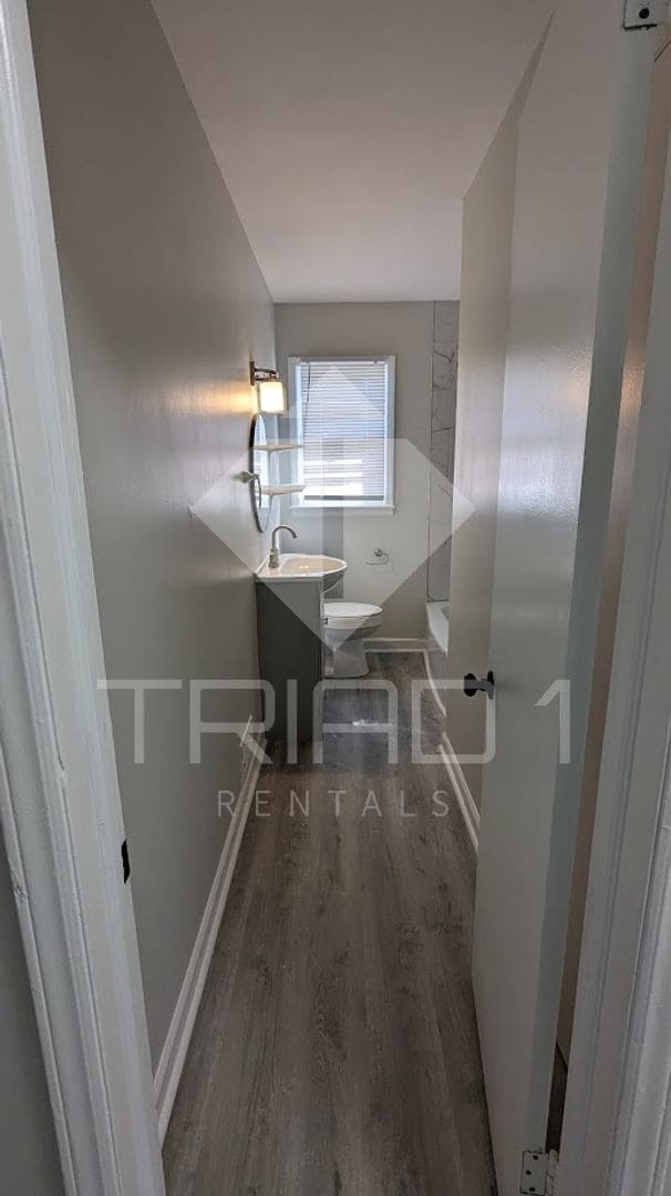 Building Photo - 3bed/1bath HOUSE $1250 GSO!