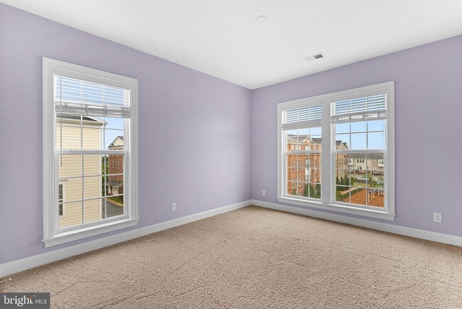 Building Photo - 42788 Lauder Terrace