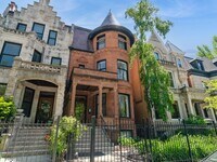 Building Photo - 5135 S Dorchester Ave