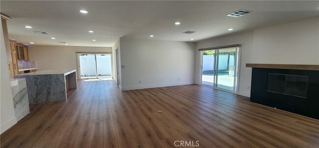 Building Photo - 15608 Cristalino St
