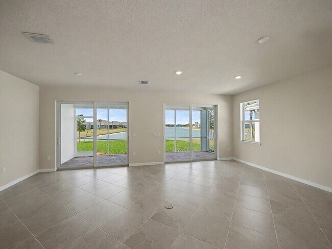 Building Photo - 14172 SW Incarnadine Ln