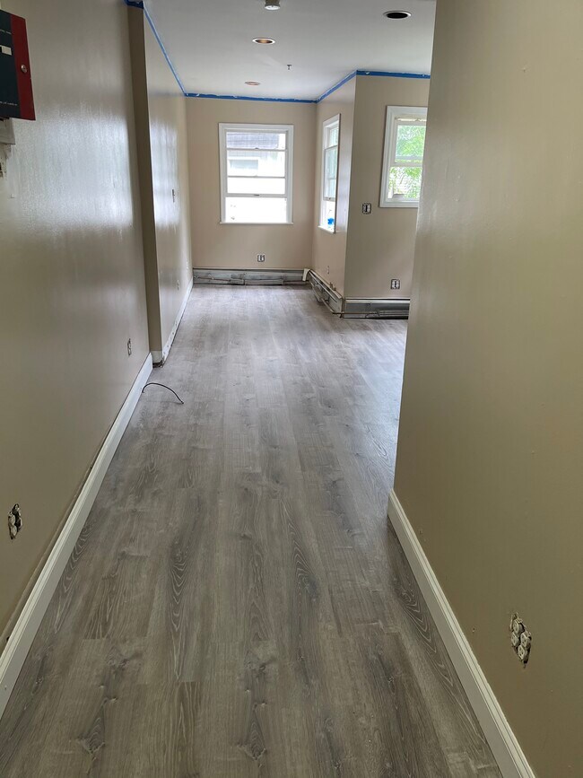 Building Photo - 70 Union St