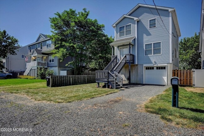 Building Photo - 15 Griggs Ave